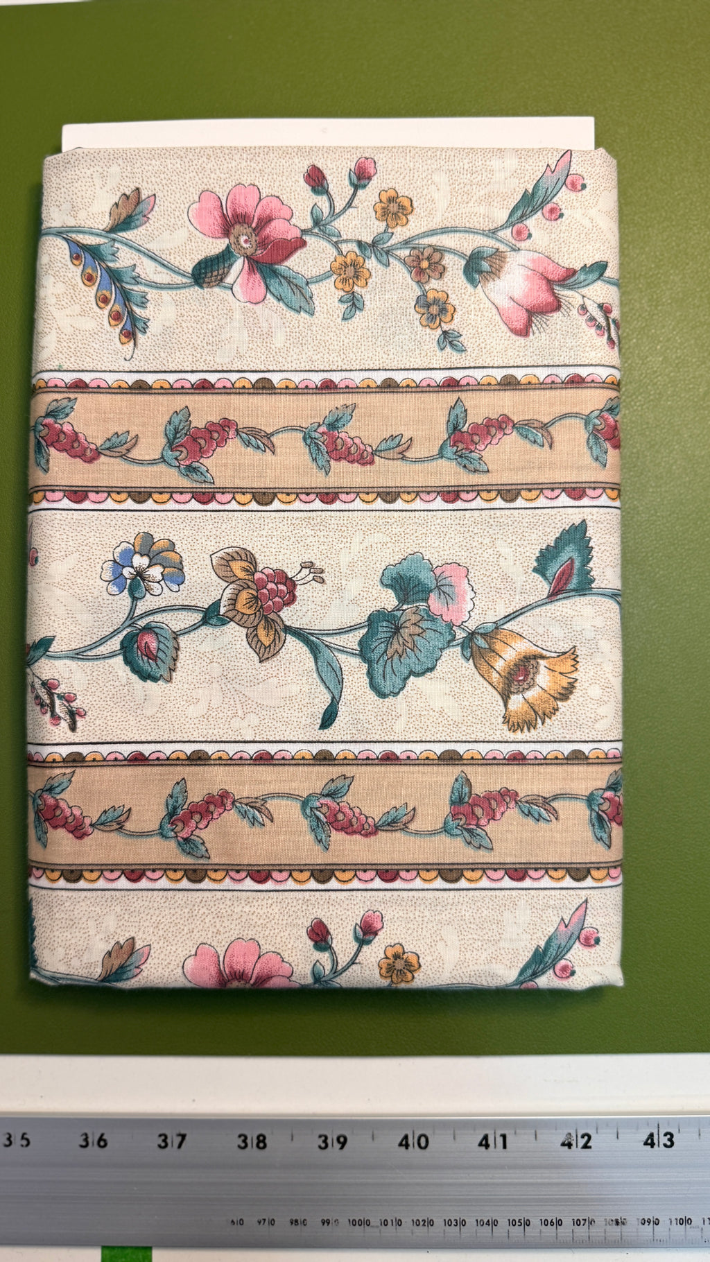 House 'n Home Vintage Floral and Striped Drapery Fabric - 1 Yard